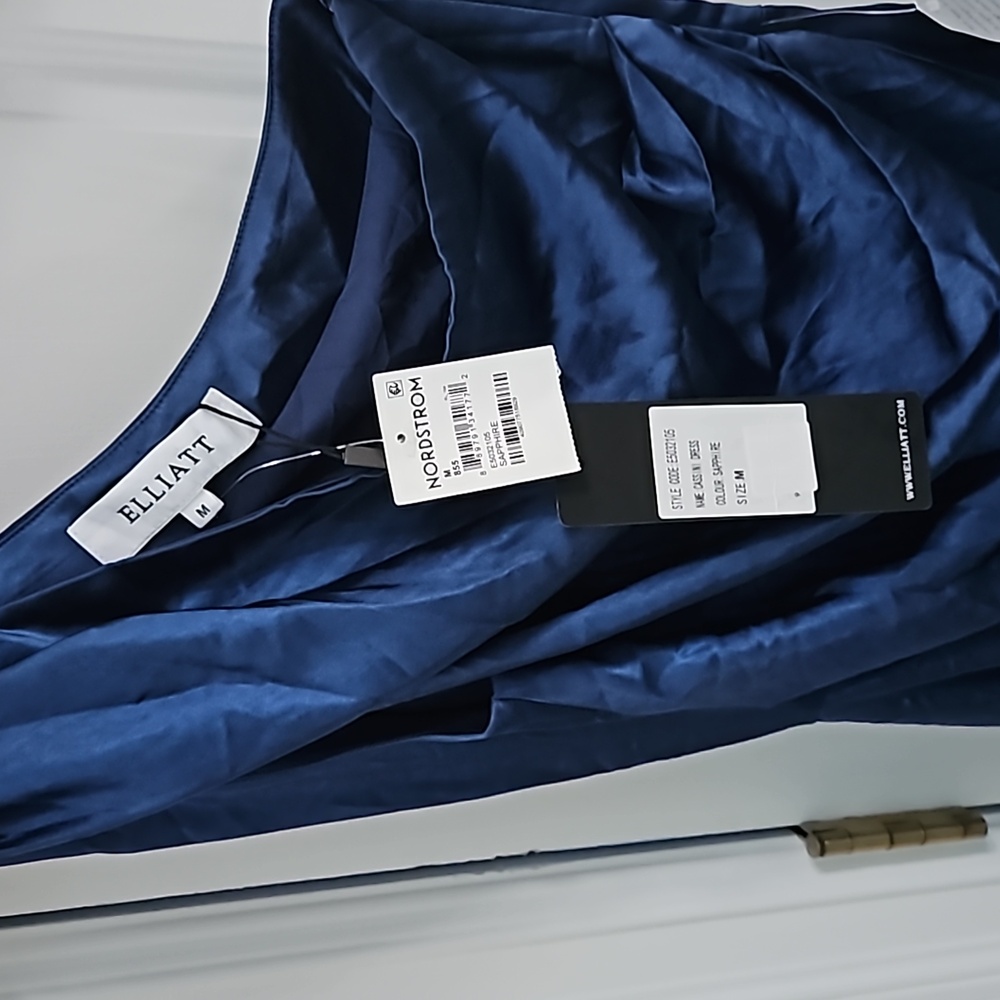 NWT Elliatt Cassini Dress in Sapphire - Picture 6 of 6